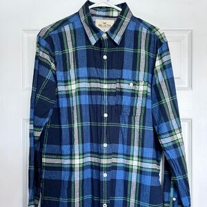 Hollister Long-Sleeve Plaid Button-Down Shirt, Size Medium